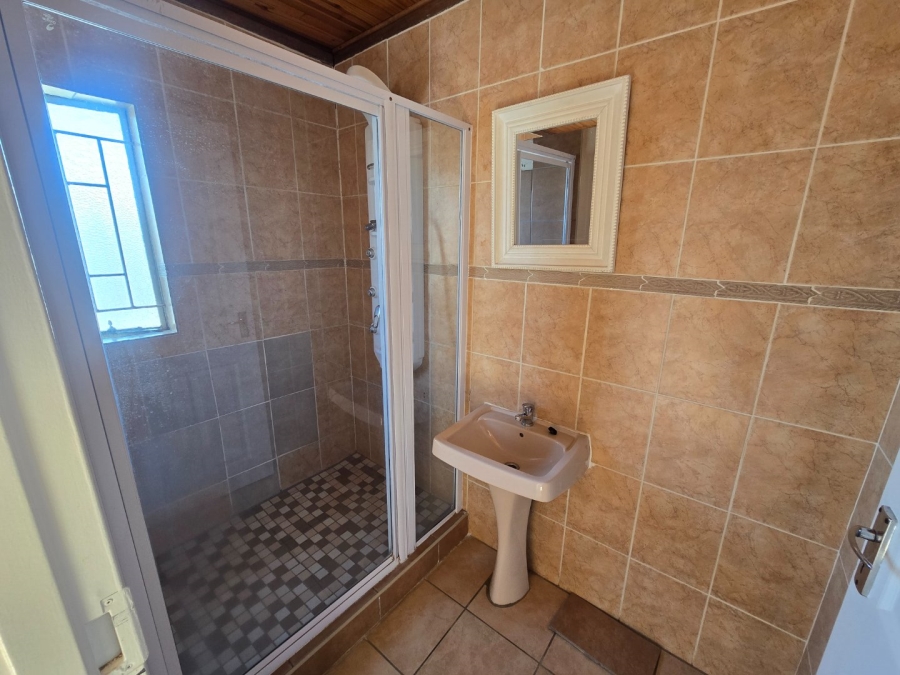 14 Bedroom Property for Sale in Rayton Free State